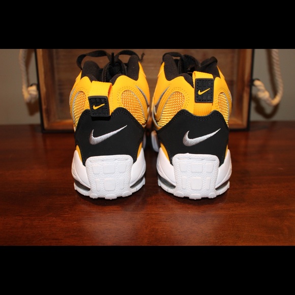 Nike Air Max Speed Turf Black/Yellow - Picture 4 of 5